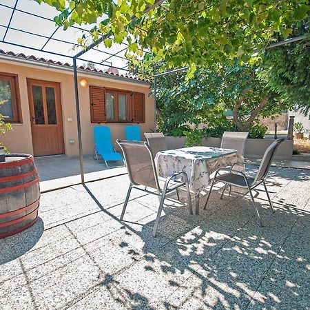 Apartman Kirac Помер Экстерьер фото