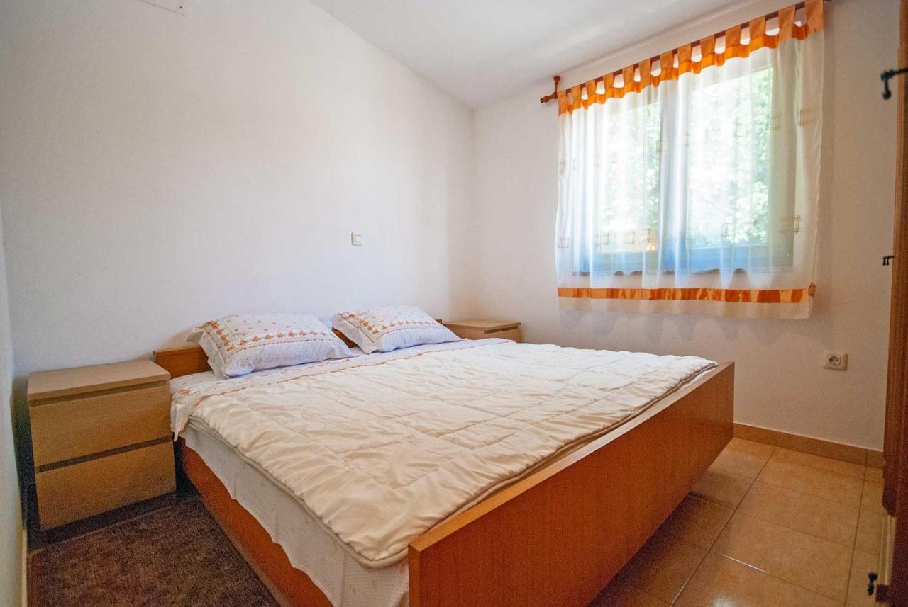 Apartman Kirac Помер Экстерьер фото